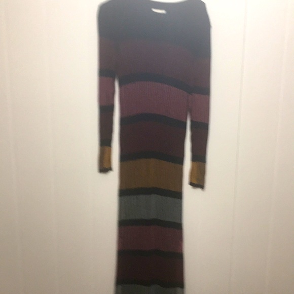 Ladies maxi dress ,ribbed and long sleeves - Picture 1 of 11